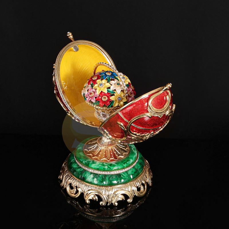 珐琅彩工艺 俄罗斯彩蛋艺术与家居摆件的结合