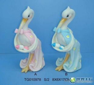 解析供应树脂工艺礼品与塑料模型 家居办公饰品市场新趋势